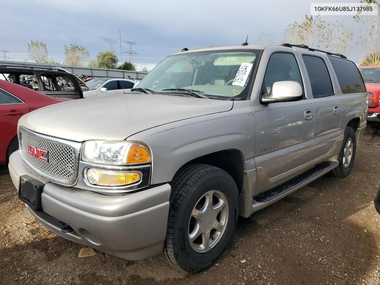 2005 GMC Yukon Xl Denali VIN: 1GKFK66U85J137985 Lot: 75710544