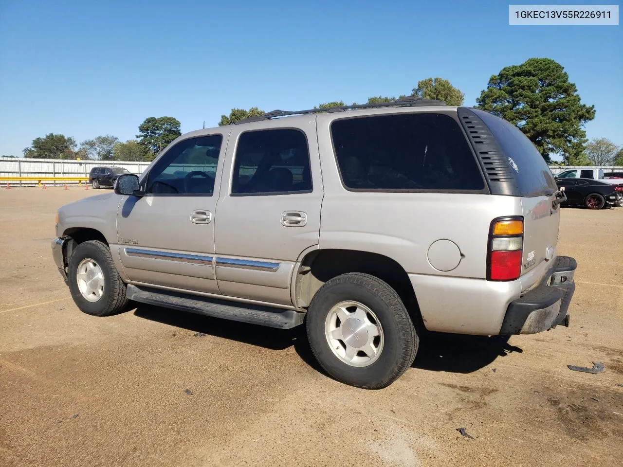 2005 GMC Yukon VIN: 1GKEC13V55R226911 Lot: 76610514