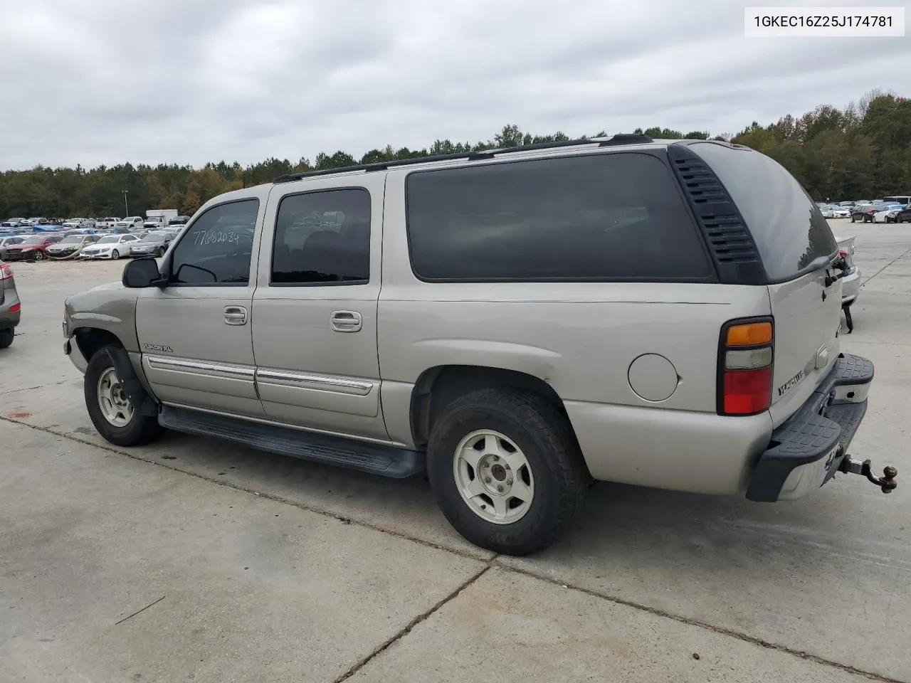 2005 GMC Yukon Xl C1500 VIN: 1GKEC16Z25J174781 Lot: 77682034