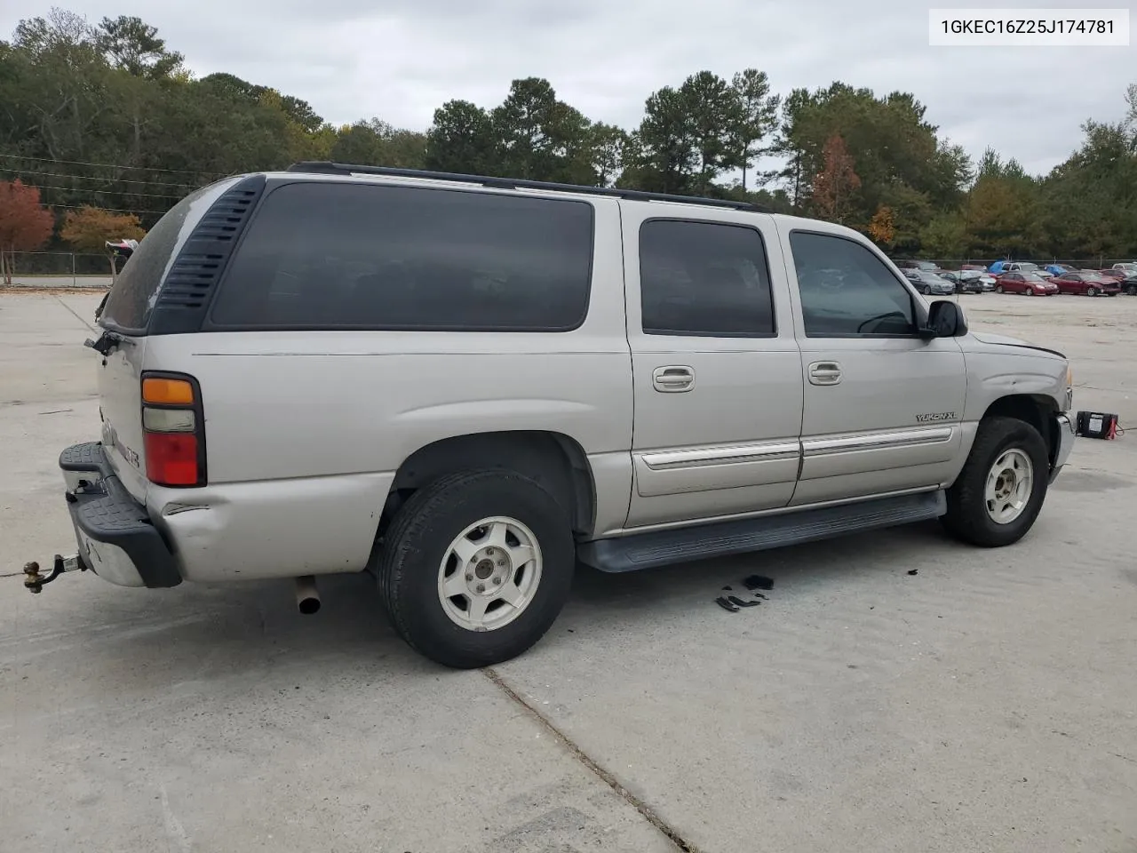 2005 GMC Yukon Xl C1500 VIN: 1GKEC16Z25J174781 Lot: 77682034