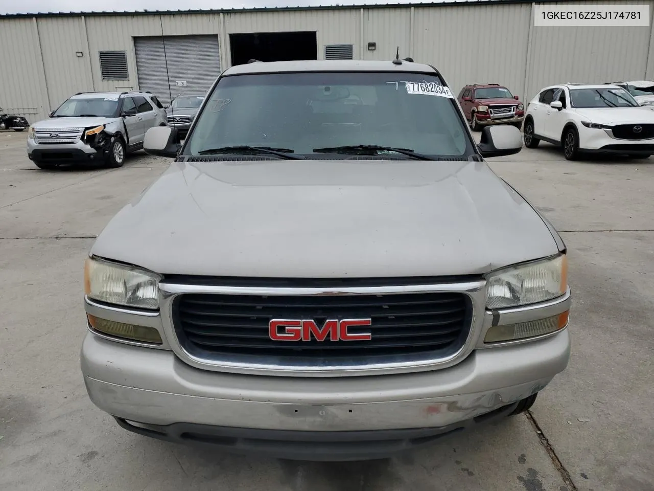 2005 GMC Yukon Xl C1500 VIN: 1GKEC16Z25J174781 Lot: 77682034