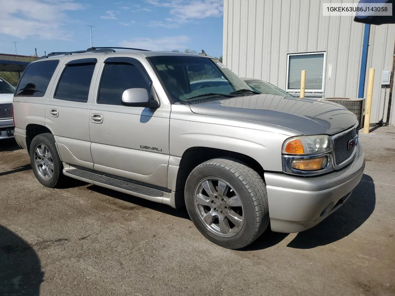 2006 GMC Yukon Denali VIN: 1GKEK63U86J143058 Lot: 64251694