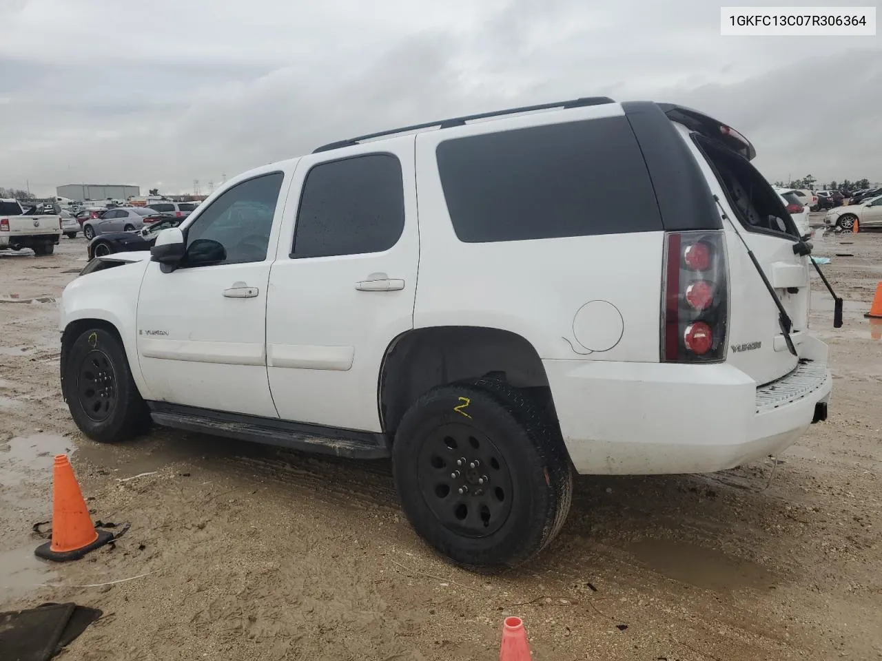 2007 GMC Yukon VIN: 1GKFC13C07R306364 Lot: 60938334