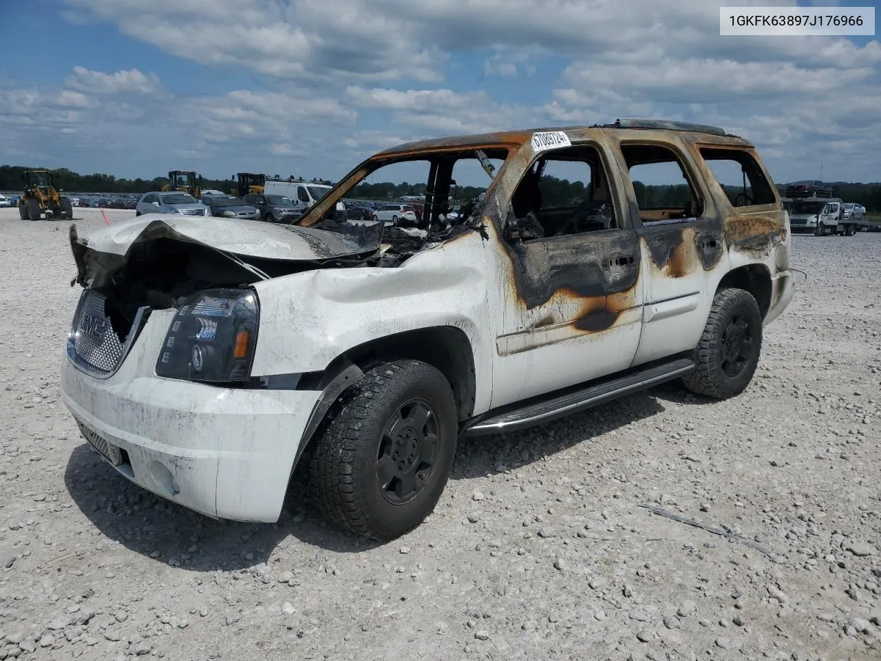 2007 GMC Yukon Denali VIN: 1GKFK63897J176966 Lot: 67089724