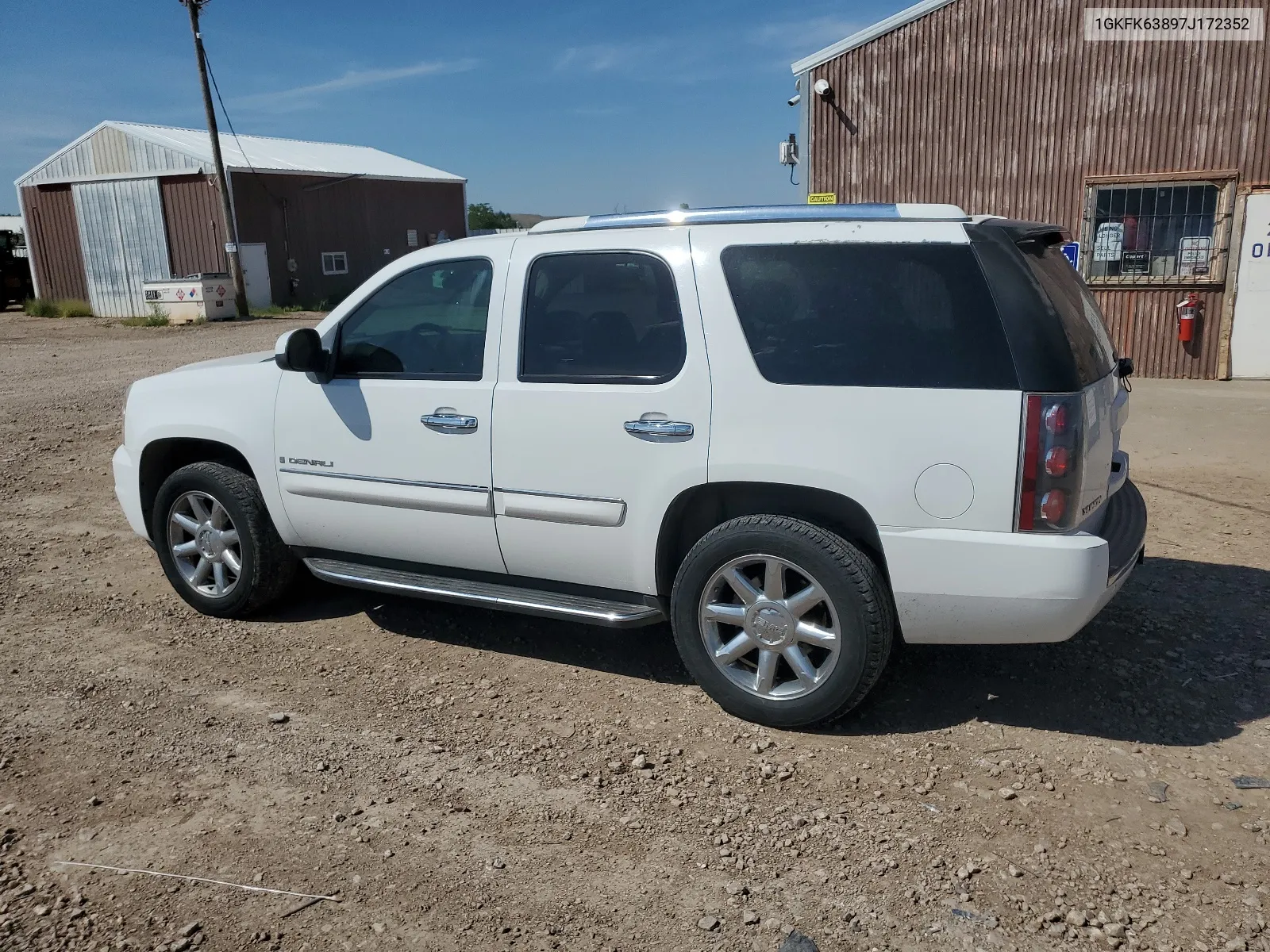 1GKFK63897J172352 2007 GMC Yukon Denali