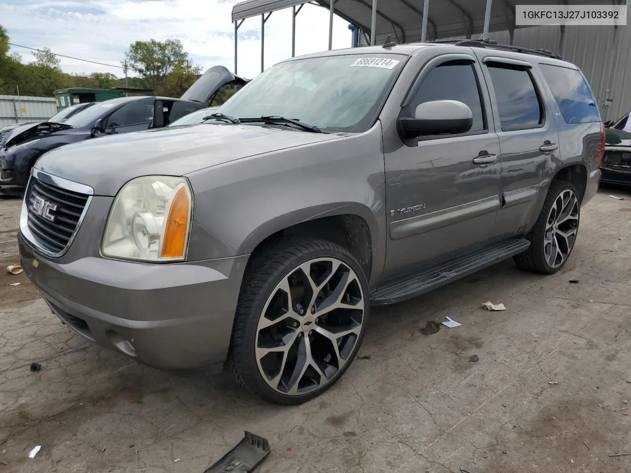 2007 GMC Yukon VIN: 1GKFC13J27J103392 Lot: 68691214