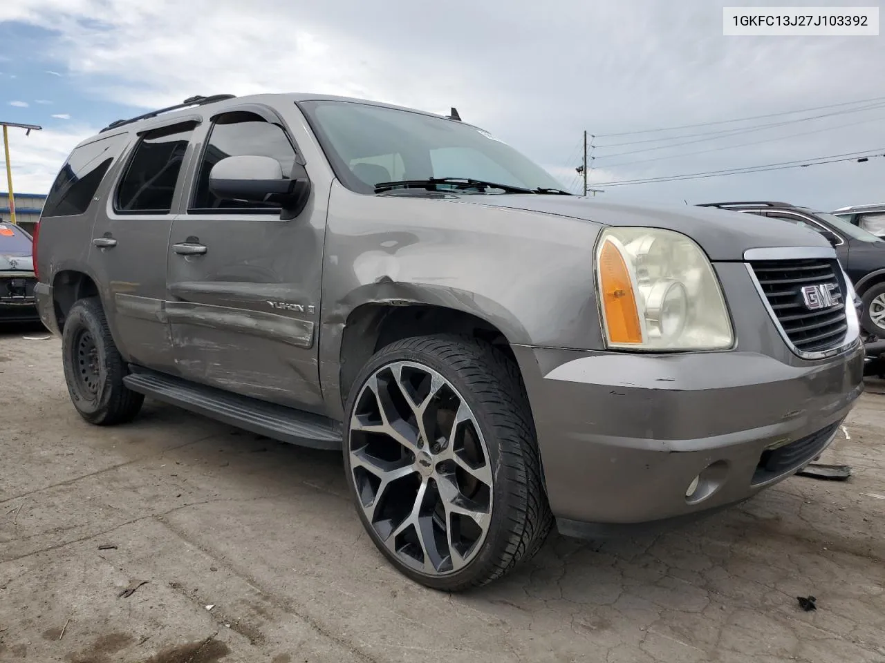 2007 GMC Yukon VIN: 1GKFC13J27J103392 Lot: 68691214