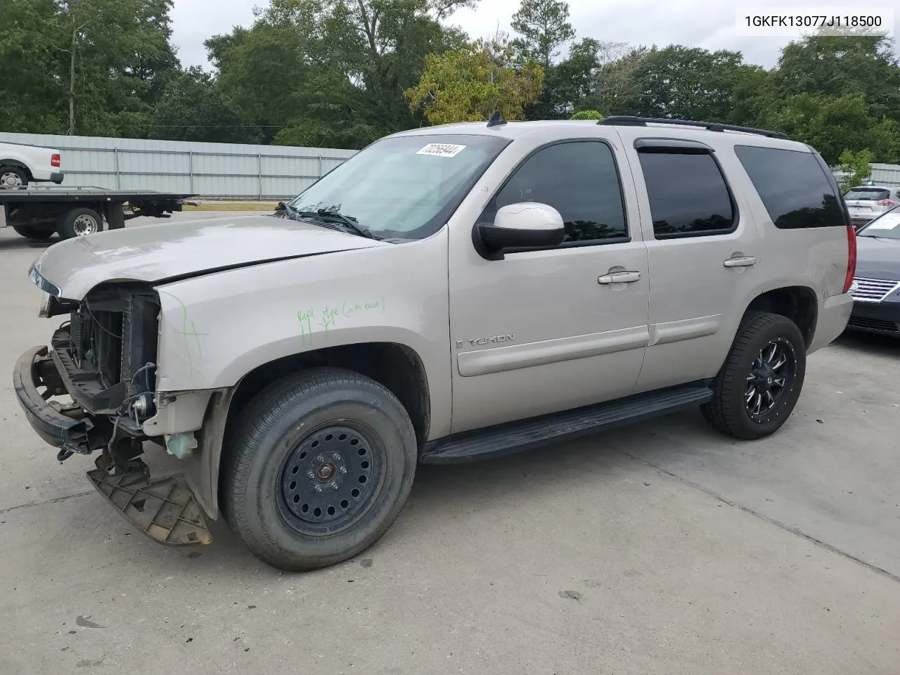 2007 GMC Yukon VIN: 1GKFK13077J118500 Lot: 70256944