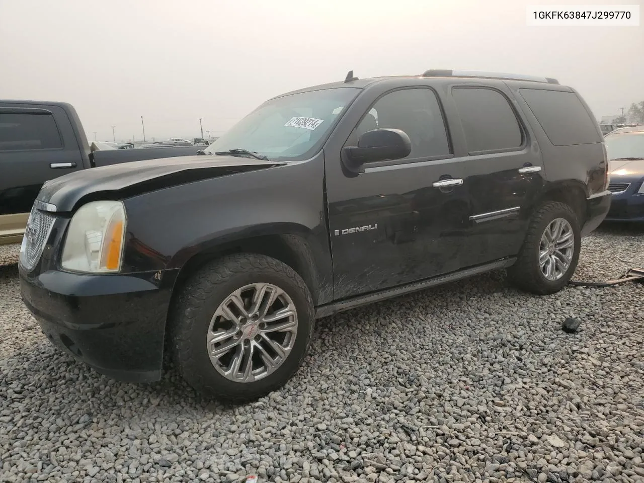 2007 GMC Yukon Denali VIN: 1GKFK63847J299770 Lot: 71039214