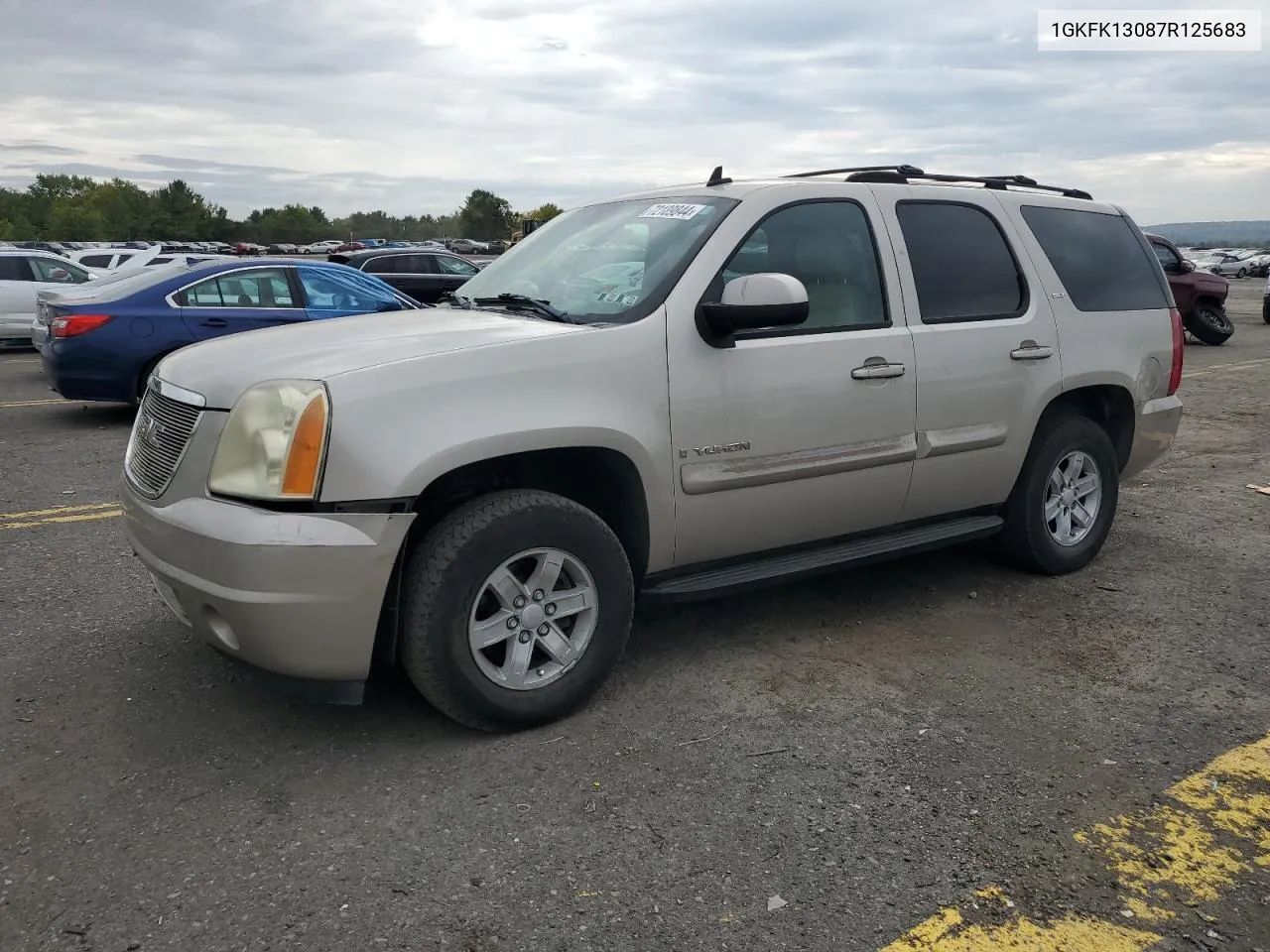 2007 GMC Yukon VIN: 1GKFK13087R125683 Lot: 72189844