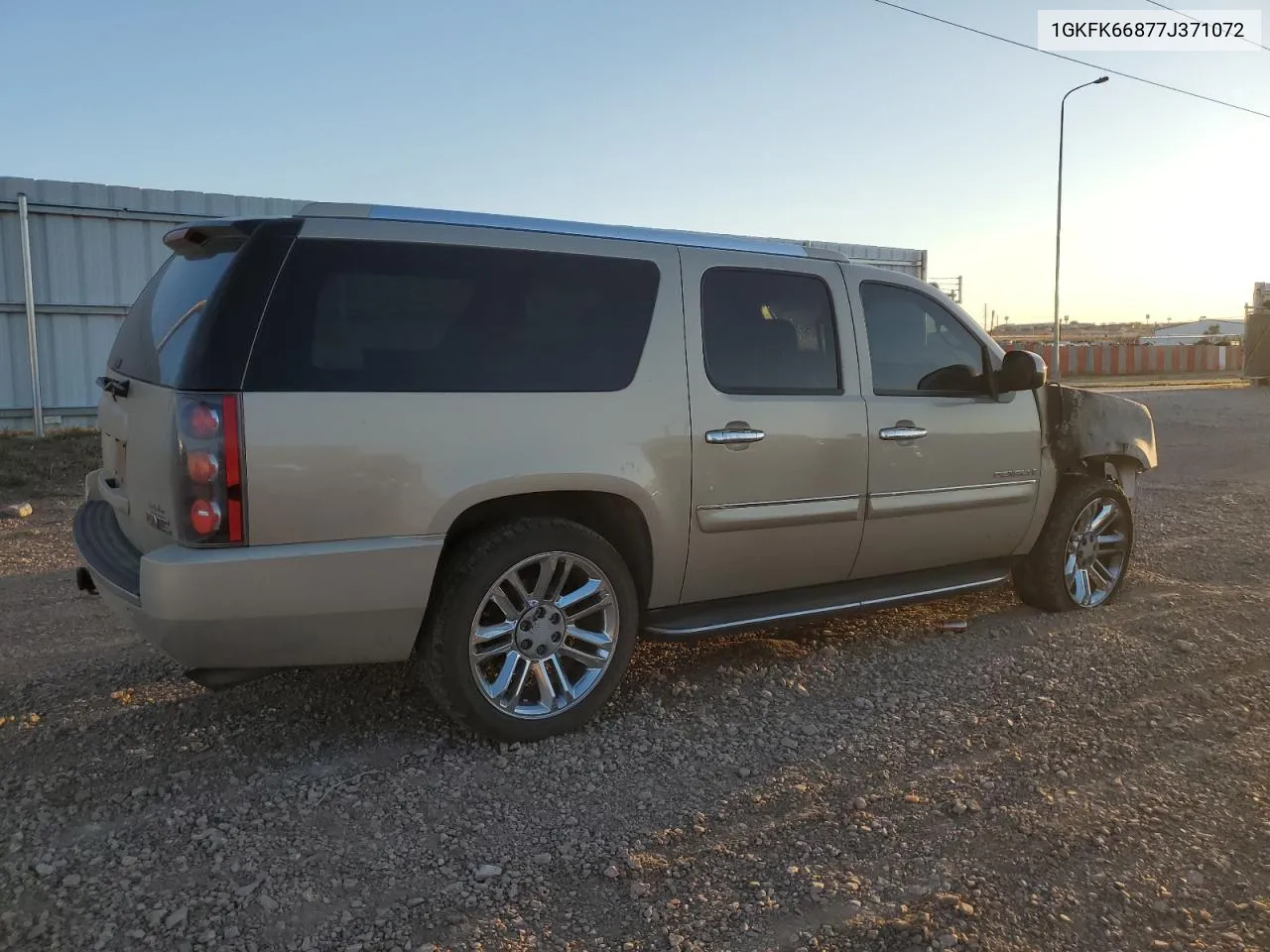 1GKFK66877J371072 2007 GMC Yukon Xl Denali