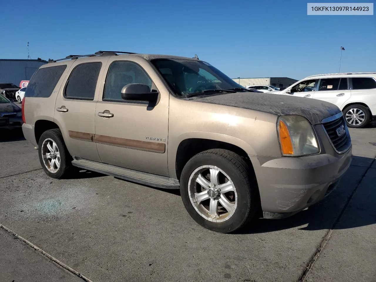 2007 GMC Yukon VIN: 1GKFK13097R144923 Lot: 73047984