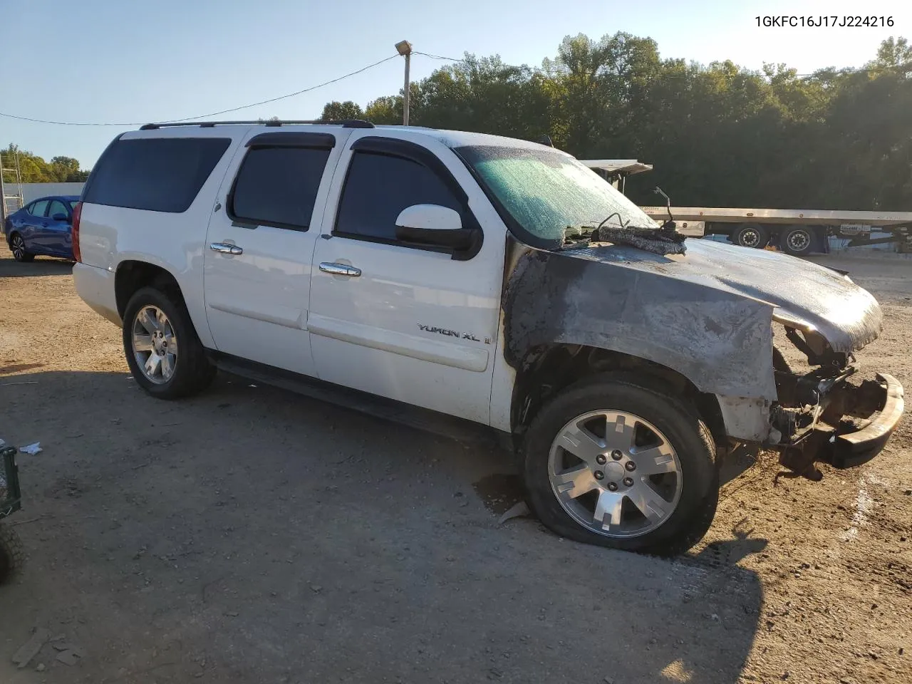 2007 GMC Yukon Xl C1500 VIN: 1GKFC16J17J224216 Lot: 75227974