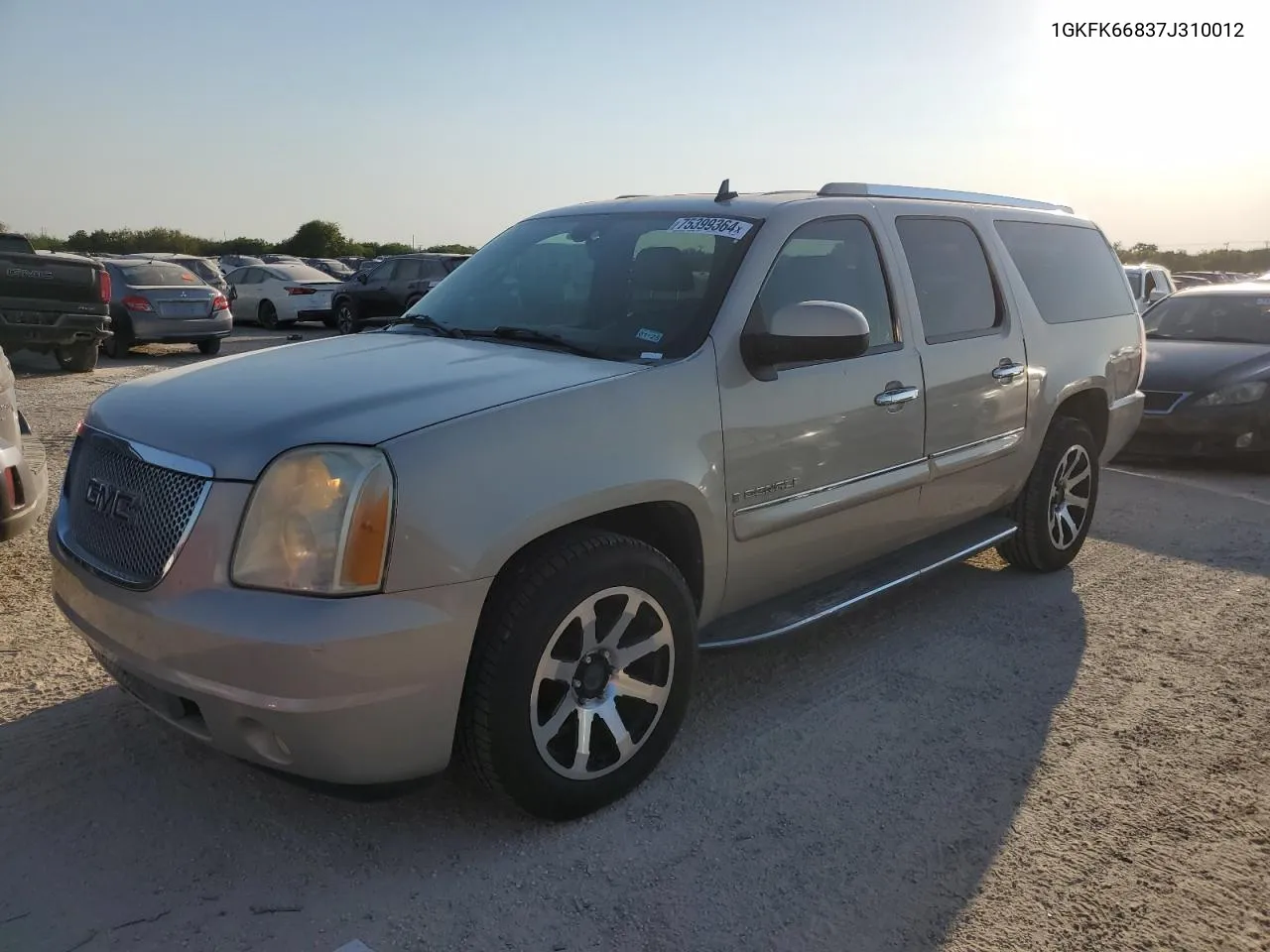 2007 GMC Yukon Xl Denali VIN: 1GKFK66837J310012 Lot: 75399364