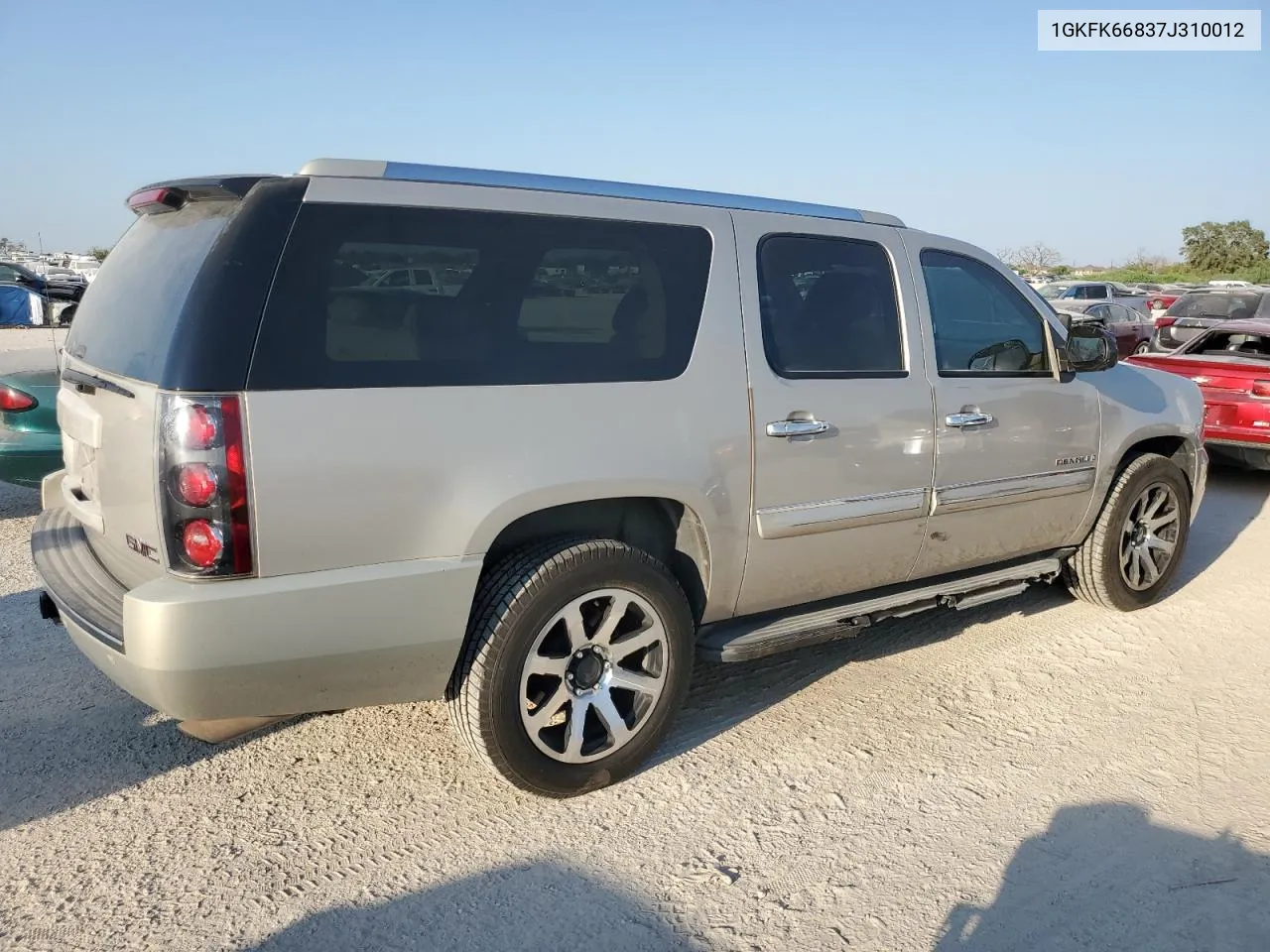 2007 GMC Yukon Xl Denali VIN: 1GKFK66837J310012 Lot: 75399364