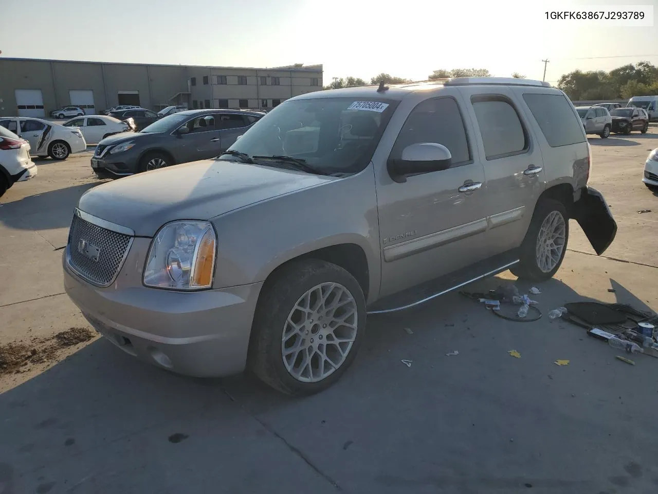 2007 GMC Yukon Denali VIN: 1GKFK63867J293789 Lot: 75705004