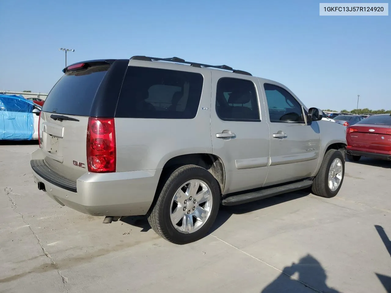 2007 GMC Yukon VIN: 1GKFC13J57R124920 Lot: 75822944