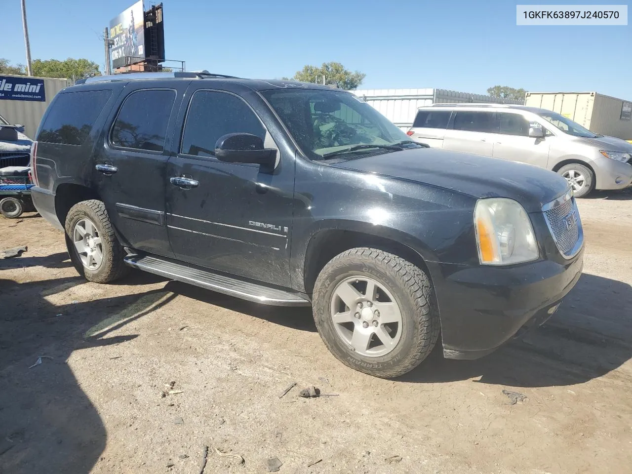 2007 GMC Yukon Denali VIN: 1GKFK63897J240570 Lot: 75828674