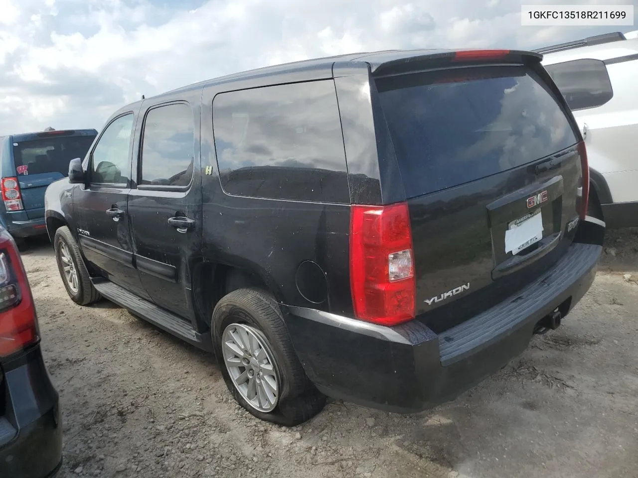 2008 GMC Yukon Hybrid VIN: 1GKFC13518R211699 Lot: 74976634