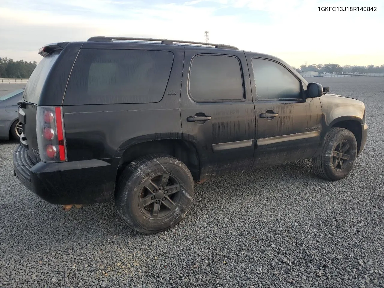 2008 GMC Yukon VIN: 1GKFC13J18R140842 Lot: 77645294