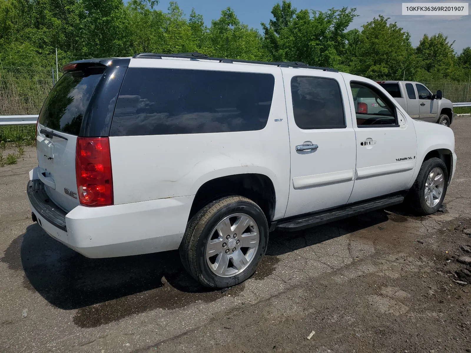 2009 GMC Yukon Xl K1500 Slt VIN: 1GKFK36369R201907 Lot: 55472164