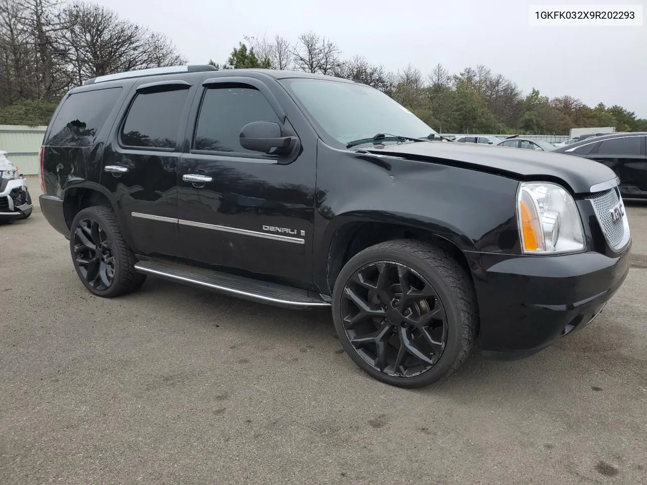 2009 GMC Yukon Denali VIN: 1GKFK032X9R202293 Lot: 72701104