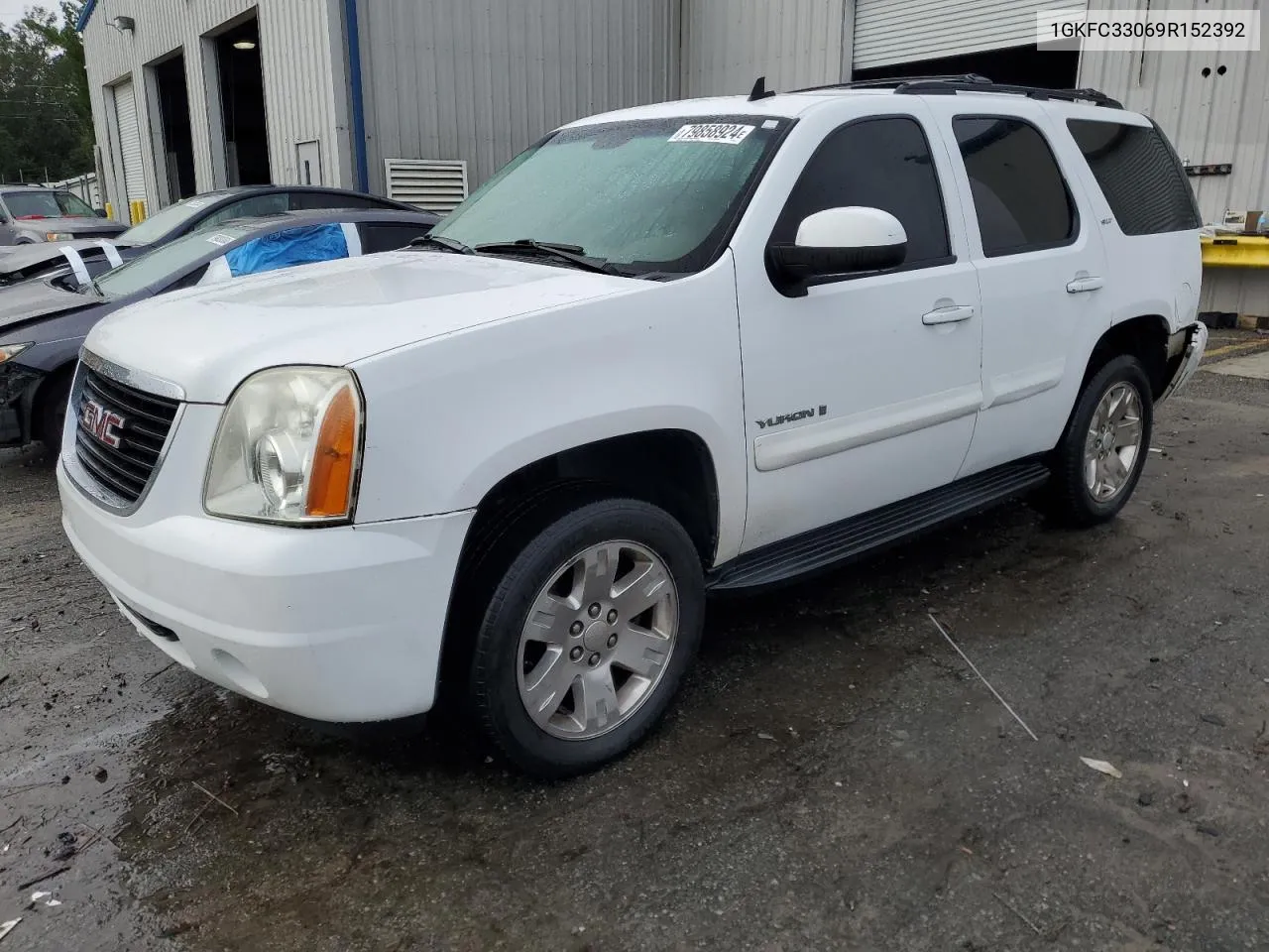 2009 GMC Yukon Slt VIN: 1GKFC33069R152392 Lot: 79858924