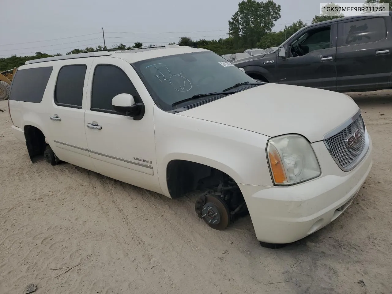 2011 GMC Yukon Xl Denali VIN: 1GKS2MEF9BR211756 Lot: 66015034