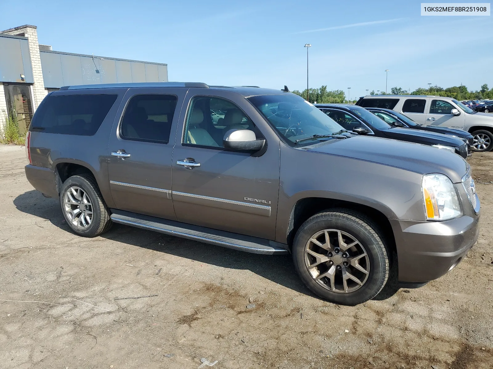 2011 GMC Yukon Xl Denali VIN: 1GKS2MEF8BR251908 Lot: 68170124