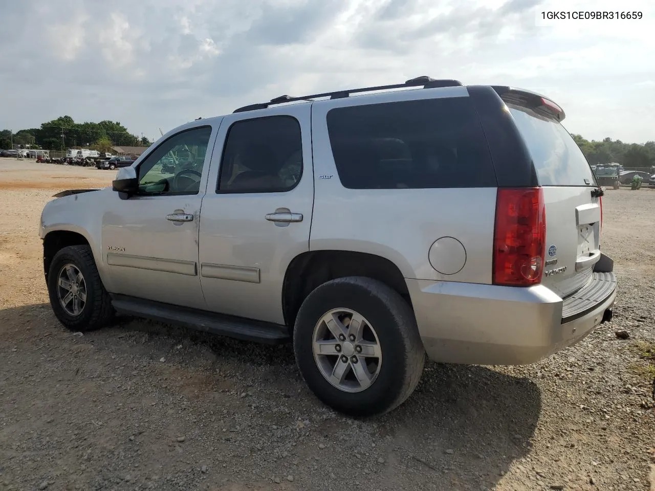 2011 GMC Yukon Slt VIN: 1GKS1CE09BR316659 Lot: 70010254