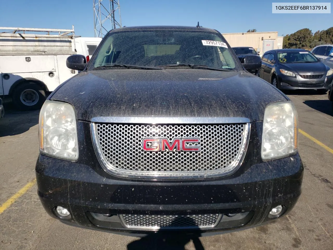 1GKS2EEF6BR137914 2011 GMC Yukon Denali