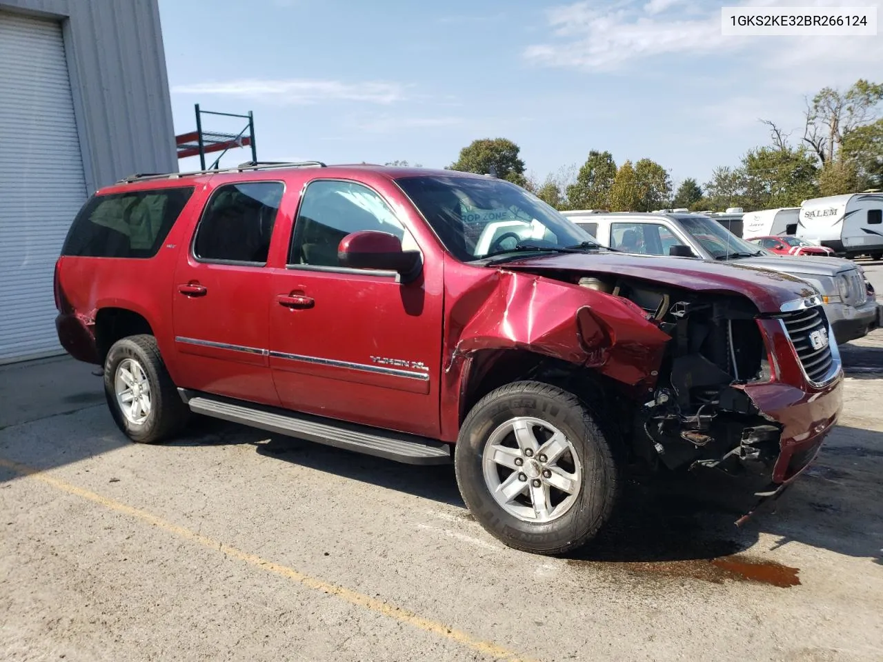 2011 GMC Yukon Xl K1500 Slt VIN: 1GKS2KE32BR266124 Lot: 75560834