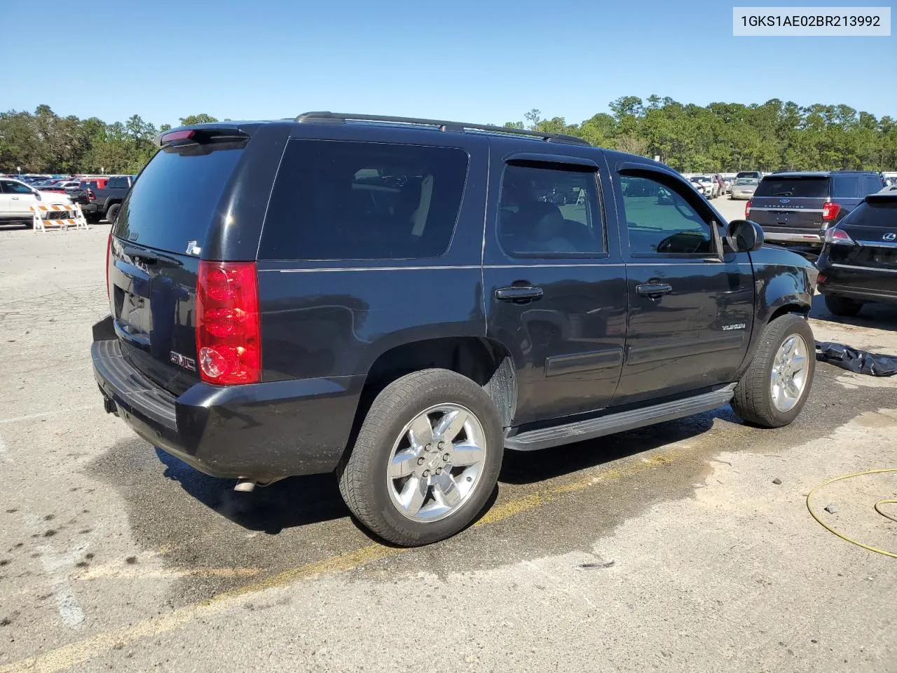 2011 GMC Yukon Sle VIN: 1GKS1AE02BR213992 Lot: 75609704