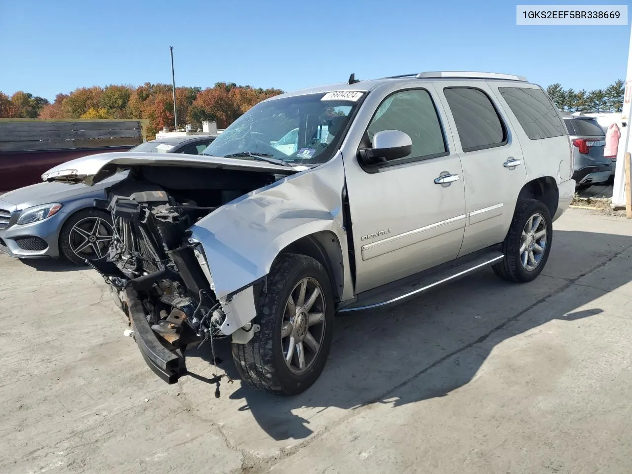 2011 GMC Yukon Denali VIN: 1GKS2EEF5BR338669 Lot: 76604324