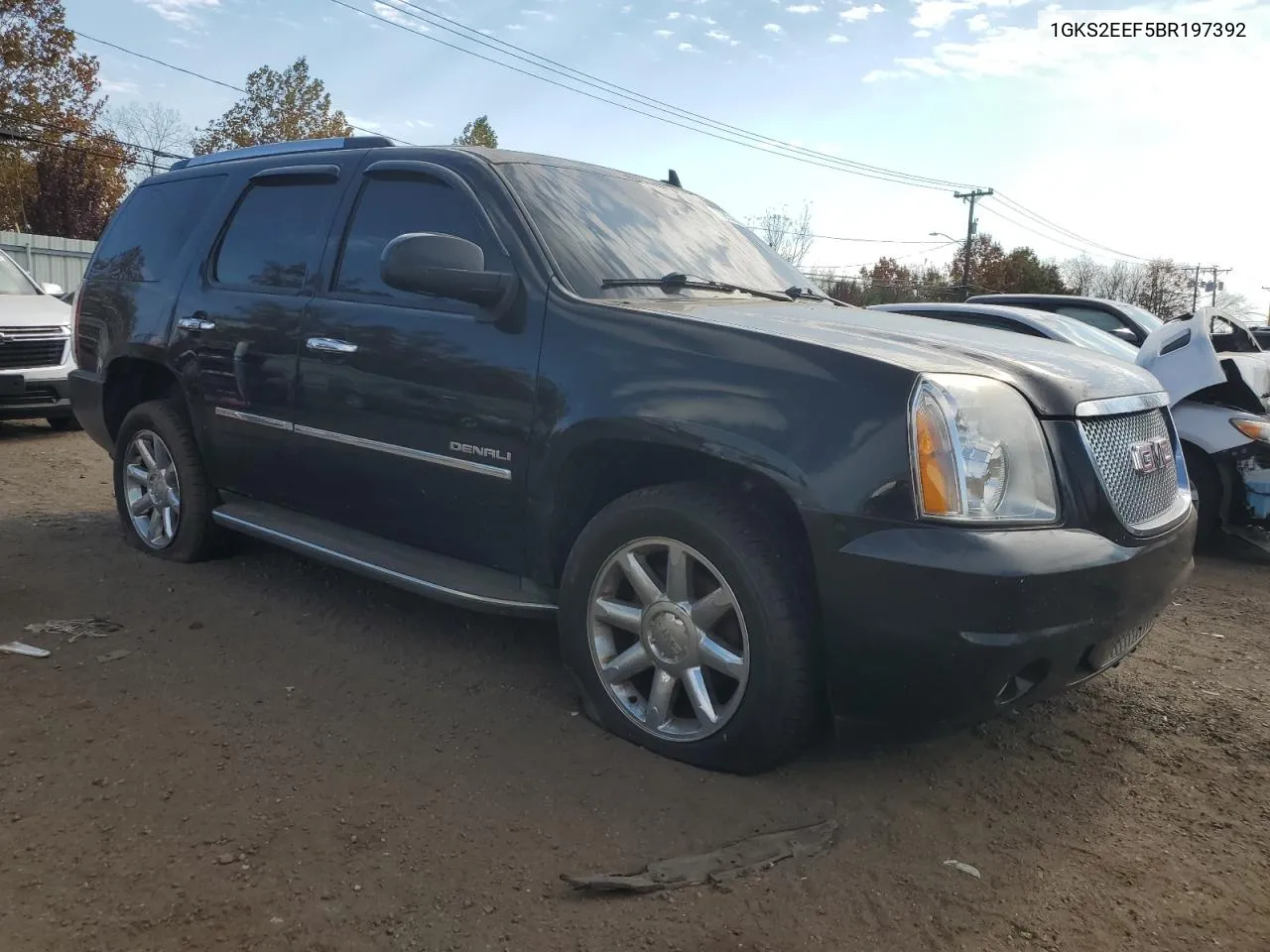 2011 GMC Yukon Denali VIN: 1GKS2EEF5BR197392 Lot: 77253844