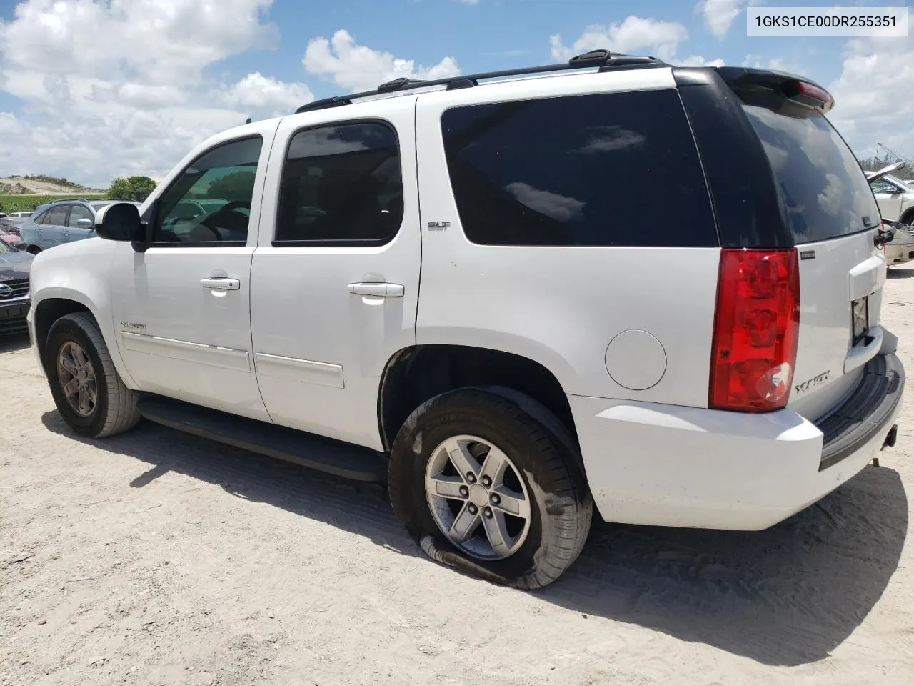 2013 GMC Yukon Slt VIN: 1GKS1CE00DR255351 Lot: 63250504