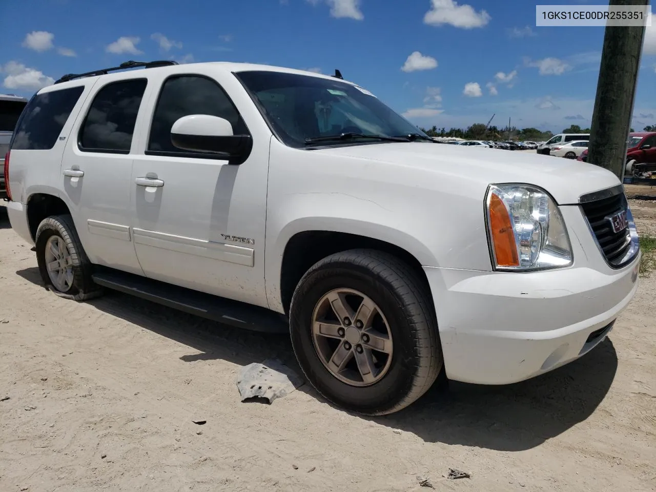 2013 GMC Yukon Slt VIN: 1GKS1CE00DR255351 Lot: 63250504