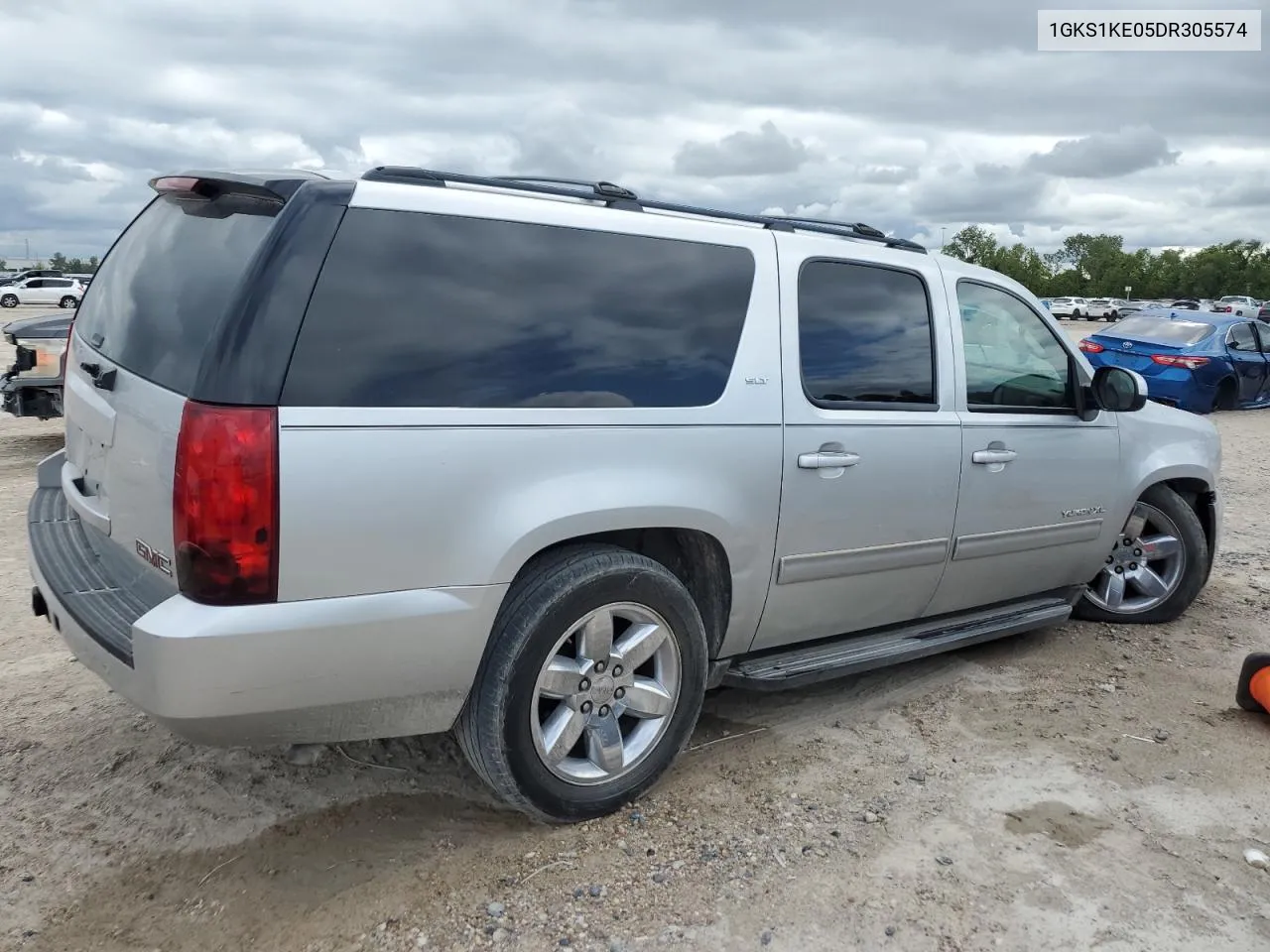 2013 GMC Yukon Xl C1500 Slt VIN: 1GKS1KE05DR305574 Lot: 70537484