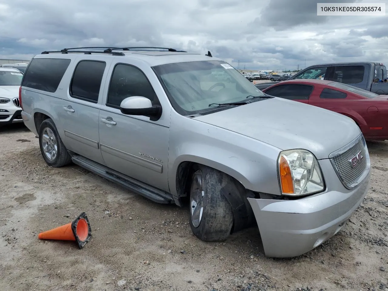 2013 GMC Yukon Xl C1500 Slt VIN: 1GKS1KE05DR305574 Lot: 70537484