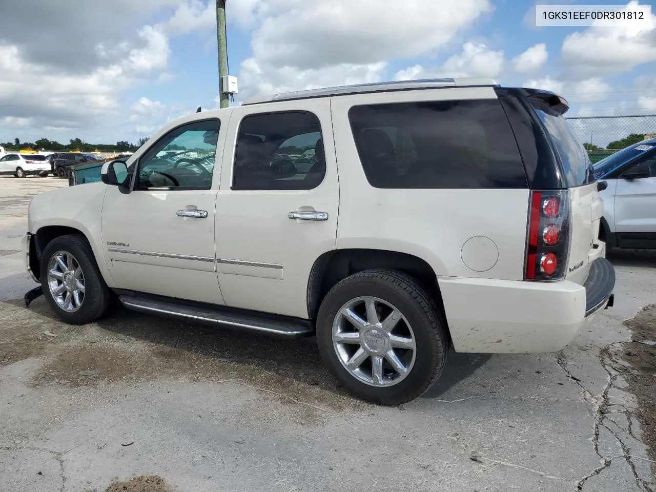 1GKS1EEF0DR301812 2013 GMC Yukon Denali