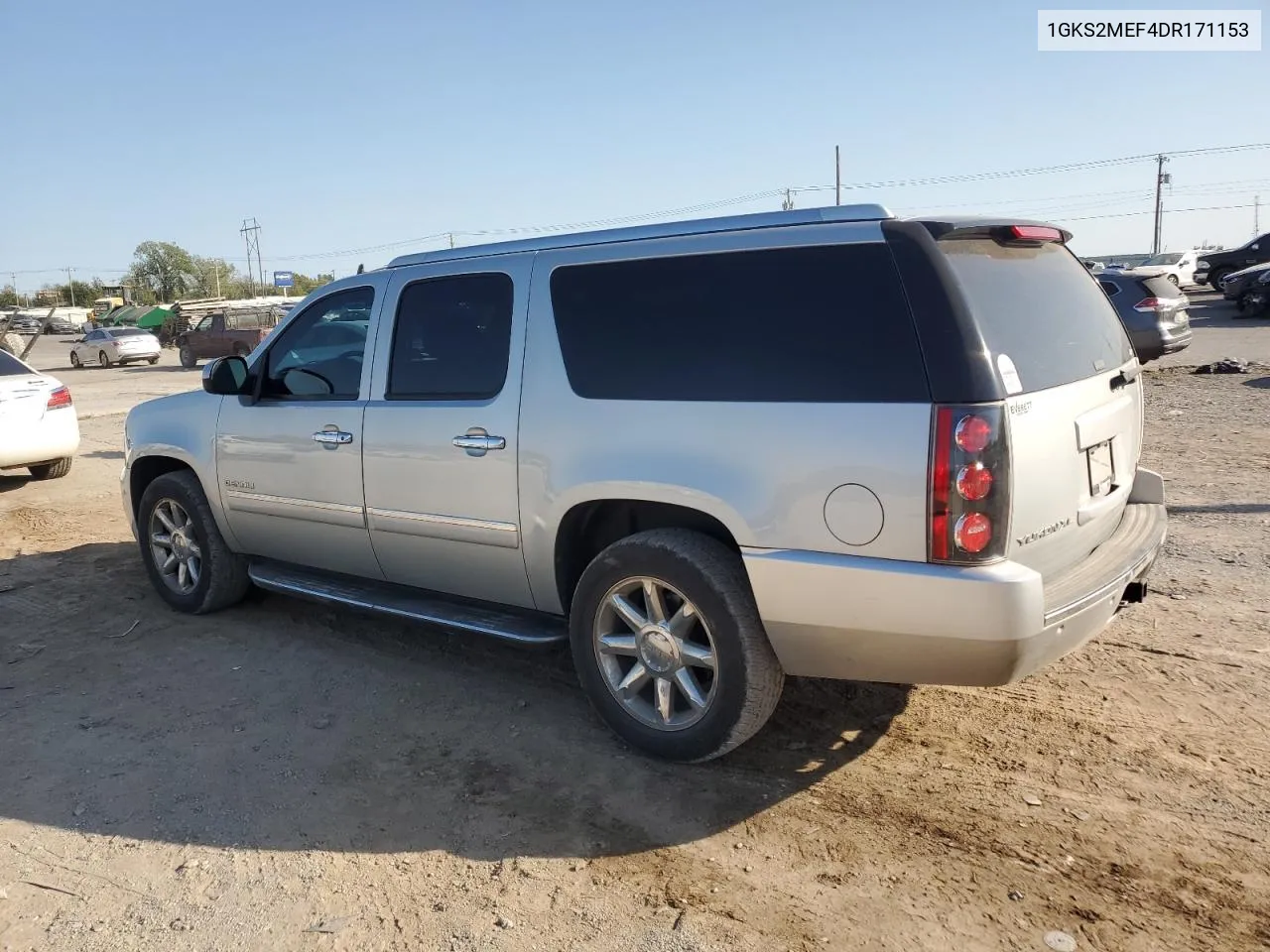 2013 GMC Yukon Xl Denali VIN: 1GKS2MEF4DR171153 Lot: 76010164