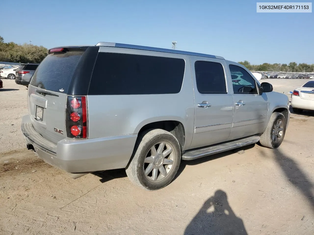 2013 GMC Yukon Xl Denali VIN: 1GKS2MEF4DR171153 Lot: 76010164