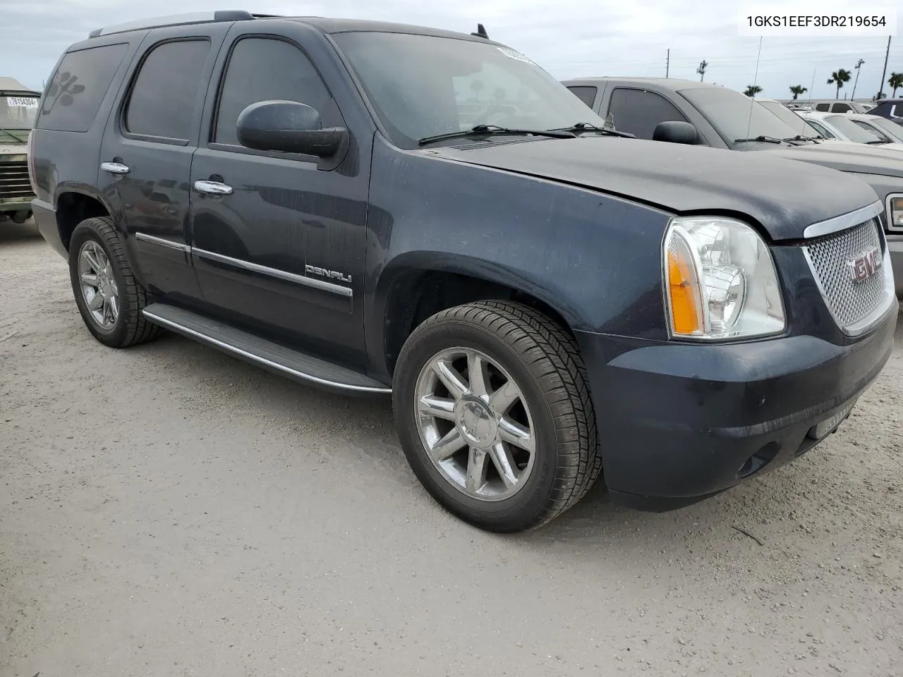 1GKS1EEF3DR219654 2013 GMC Yukon Denali