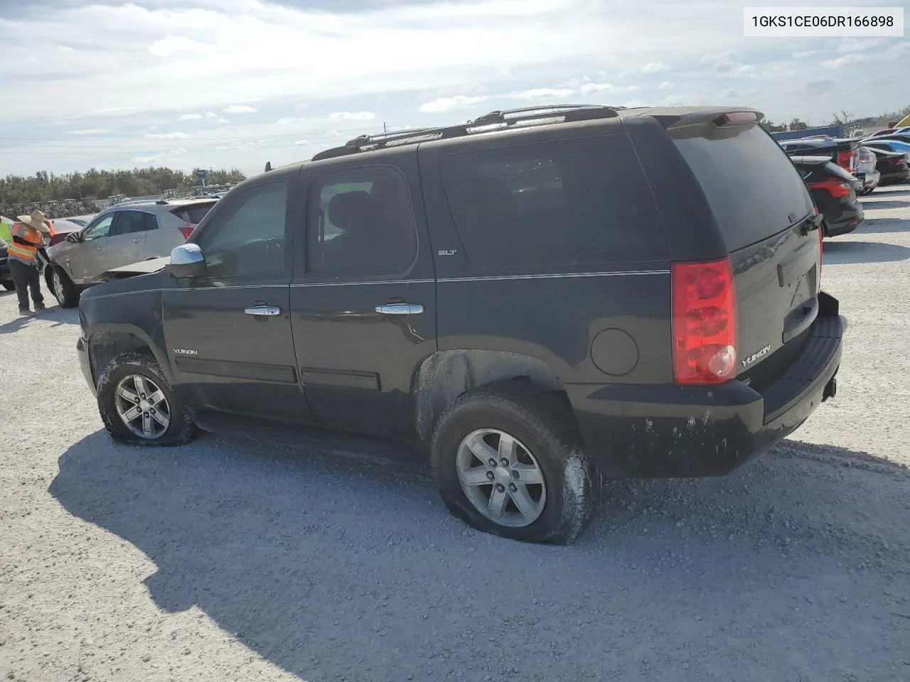 1GKS1CE06DR166898 2013 GMC Yukon Slt