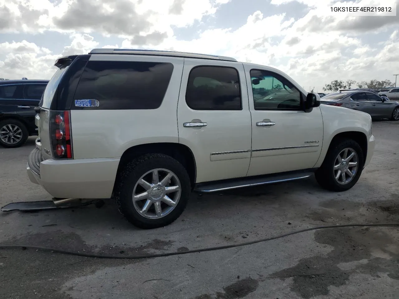 2014 GMC Yukon Denali VIN: 1GKS1EEF4ER219812 Lot: 77187204