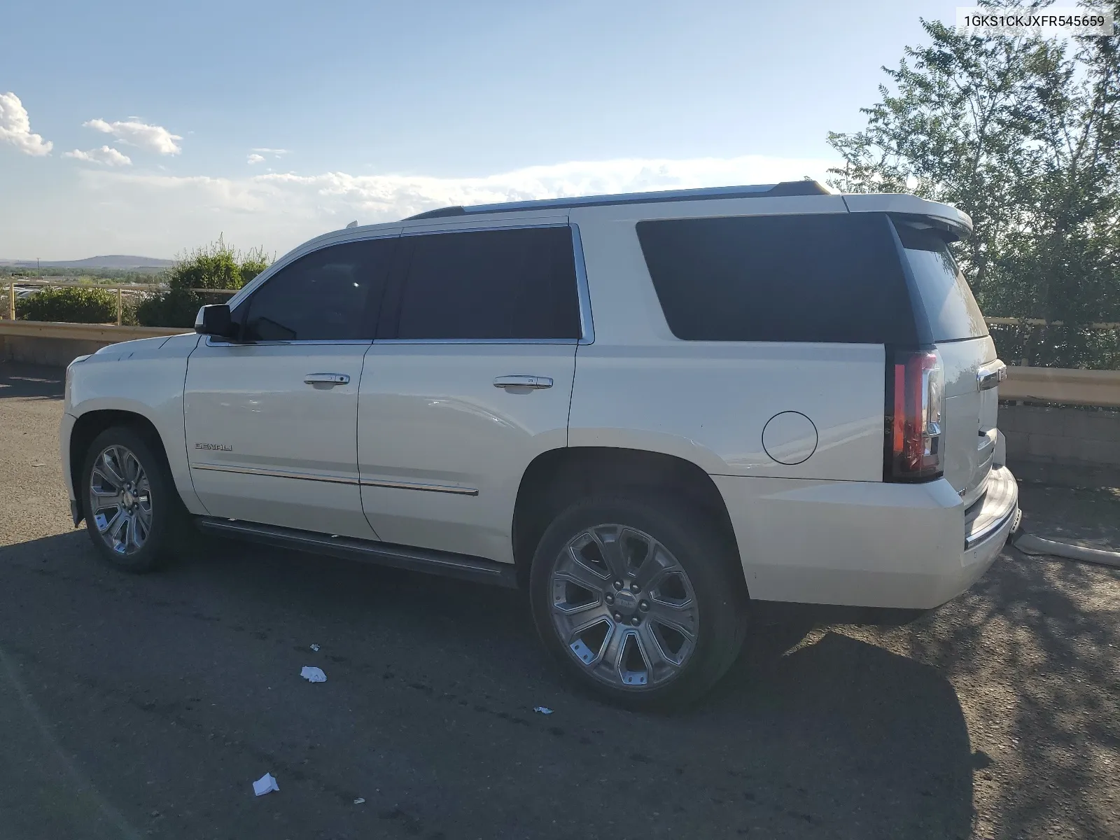 1GKS1CKJXFR545659 2015 GMC Yukon Denali