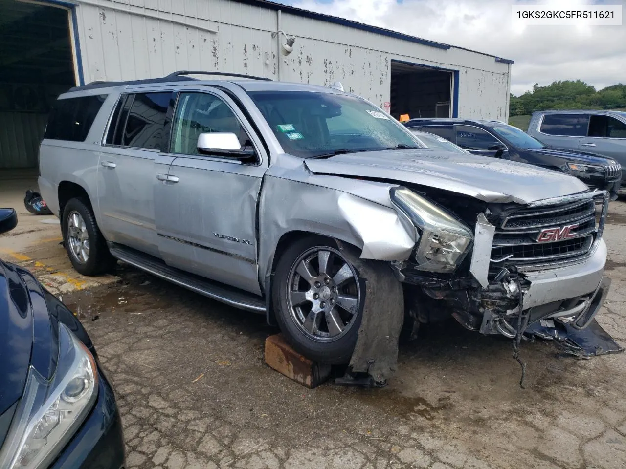 2015 GMC Yukon Xl K1500 Sle VIN: 1GKS2GKC5FR511621 Lot: 67337174