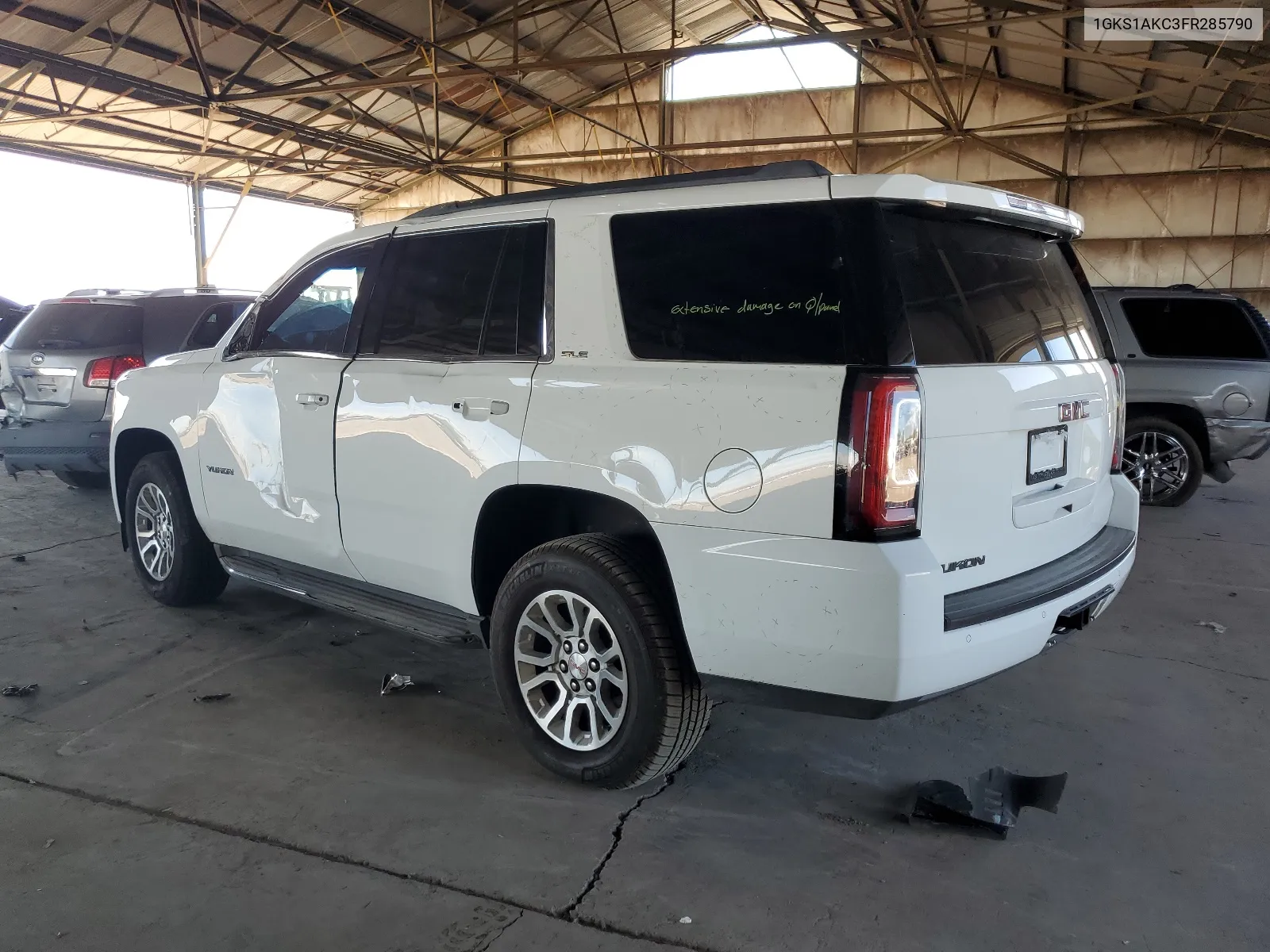 2015 GMC Yukon Sle VIN: 1GKS1AKC3FR285790 Lot: 68360114