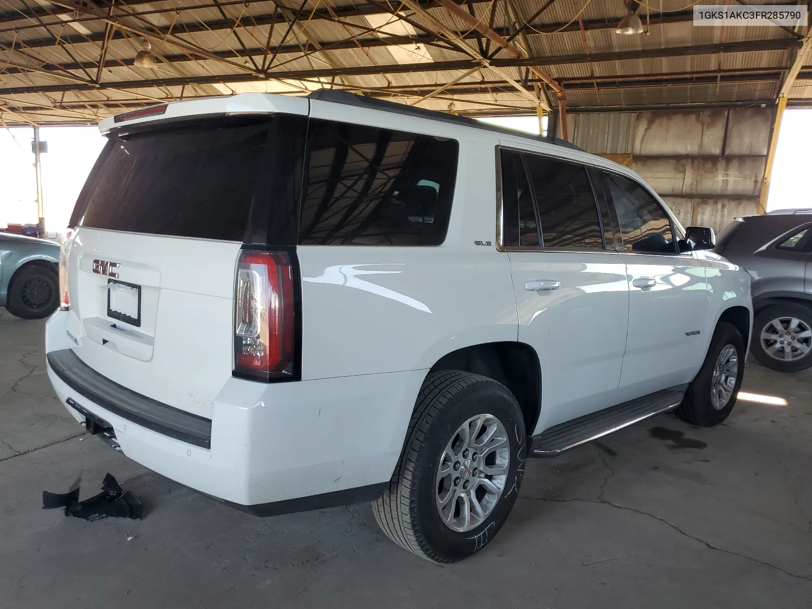 2015 GMC Yukon Sle VIN: 1GKS1AKC3FR285790 Lot: 68360114