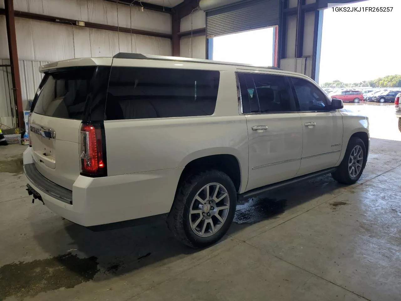 2015 GMC Yukon Xl Denali VIN: 1GKS2JKJ1FR265257 Lot: 72196984